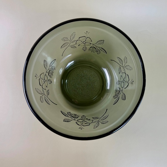 Vintage Federal Glass Blossom Bowl | Sundown Gray | 8" Floral Glass MCM - Picture 9 of 12